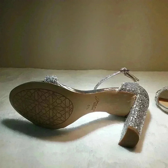 BADGLER MICHKA HEELS SANDAL - Picture 11 of 14